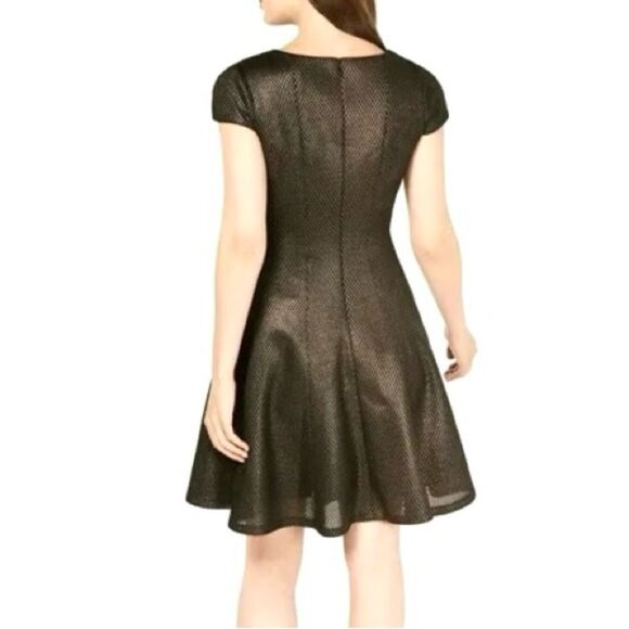 Julia Jordan Fit and Flare Split Neck Mesh Metallic Dress Black Gold Size 10 - Picture 3 of 16